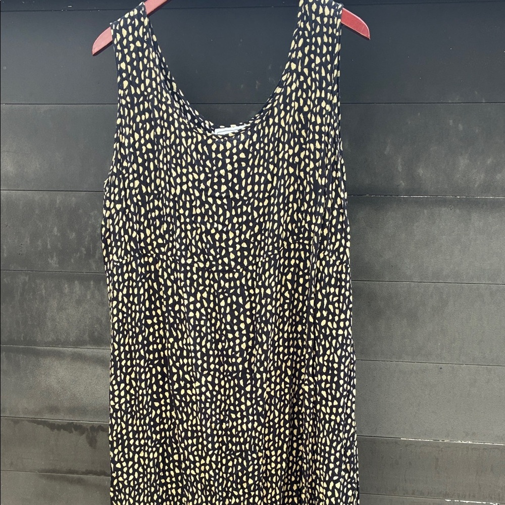 Sleeveless Black Midi Beach Cover Up  with Cream Spot Print Sz XL